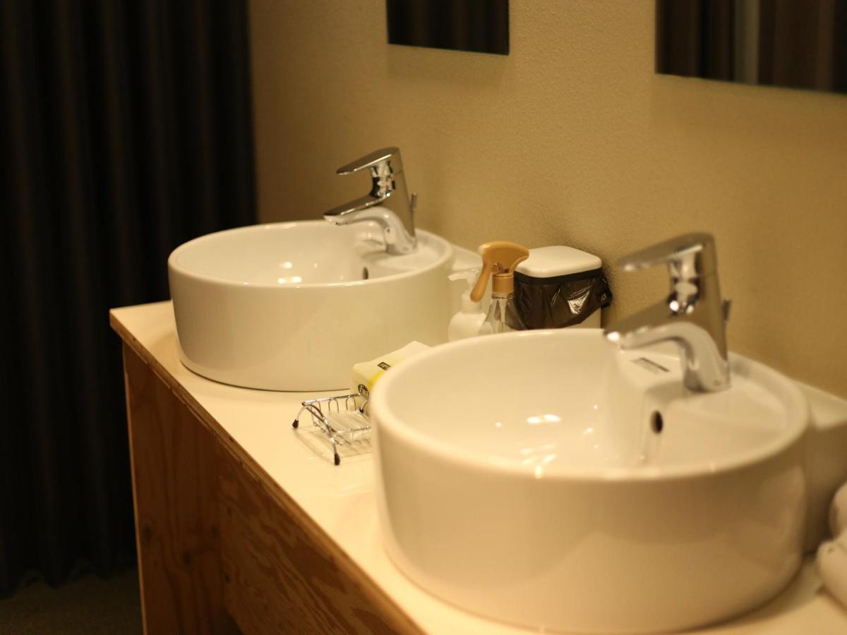 Travel&Book Hotel Hulatoncabin Takamatsu Exterior foto