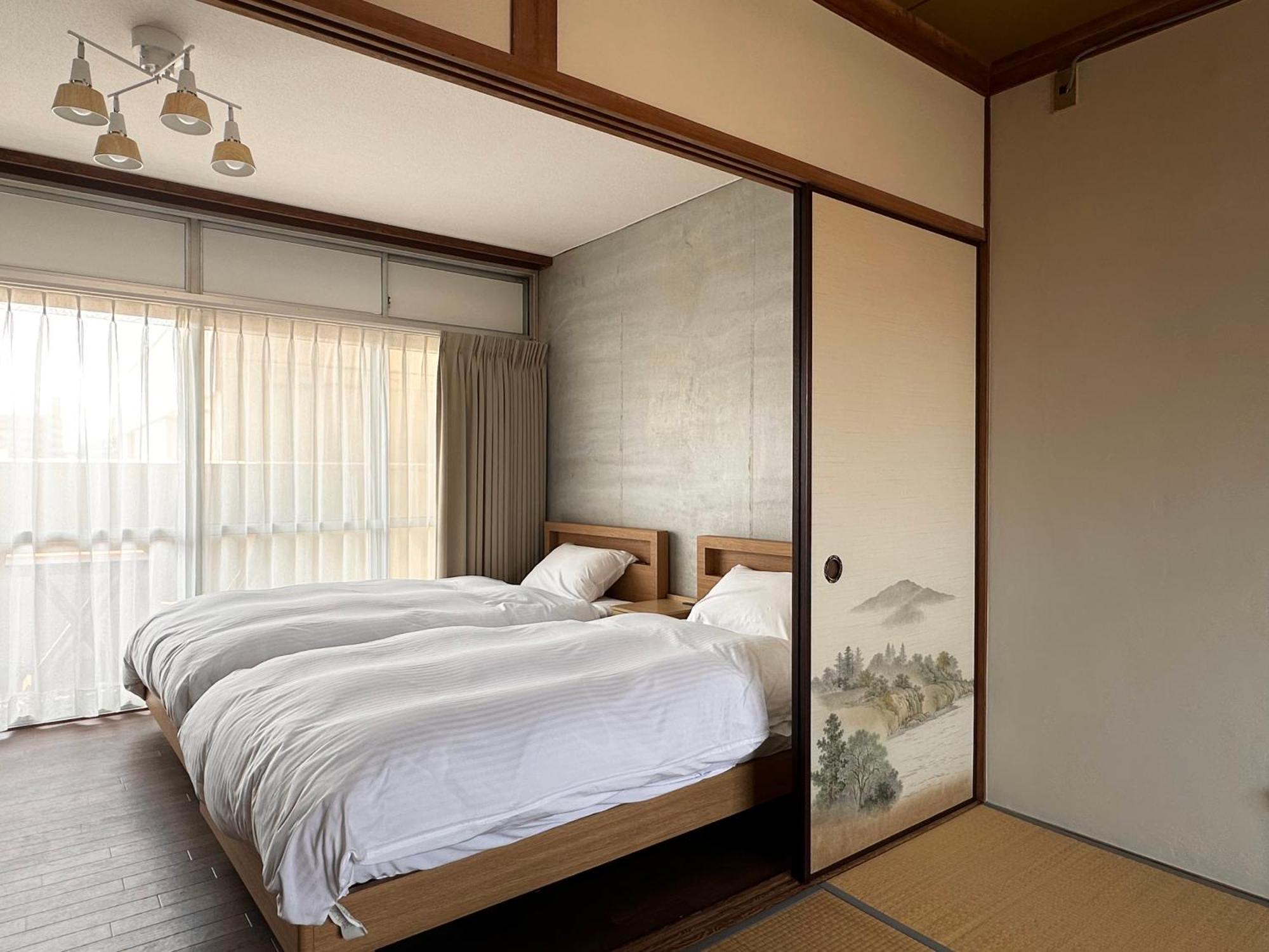 Travel&Book Hotel Hulatoncabin Takamatsu Exterior foto
